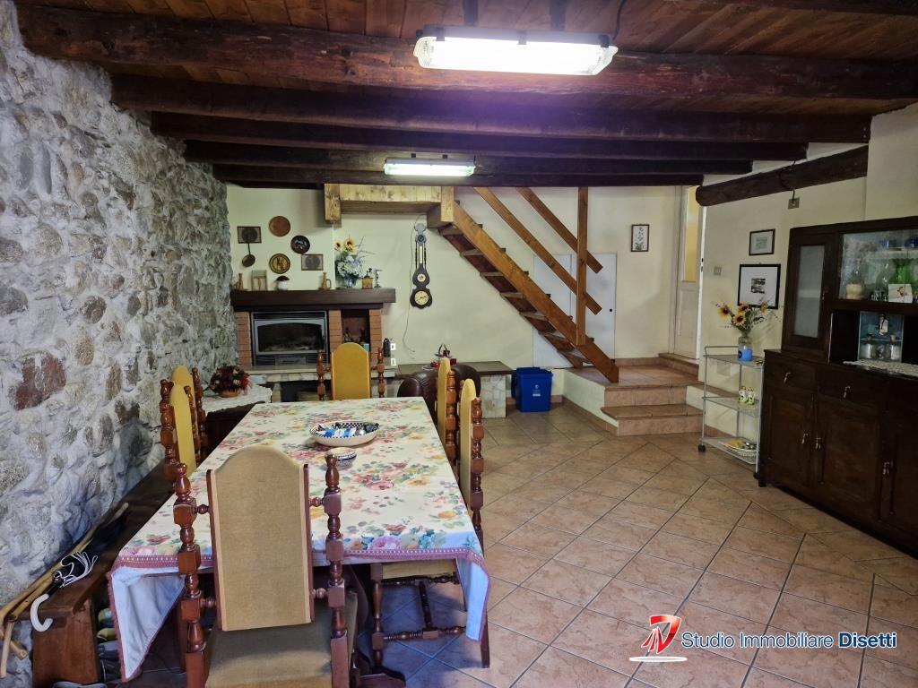 Venta Esavani, Sonico foto