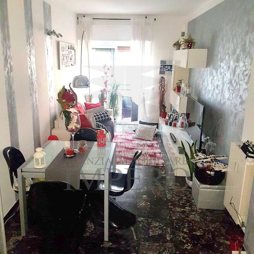 Venta Cuatro habitaciones, Ventimiglia foto