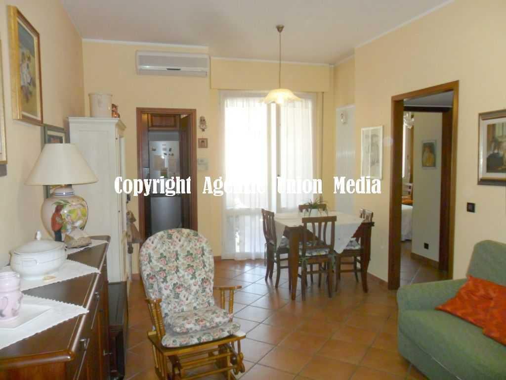 Vendita Quadrivani, Luni foto
