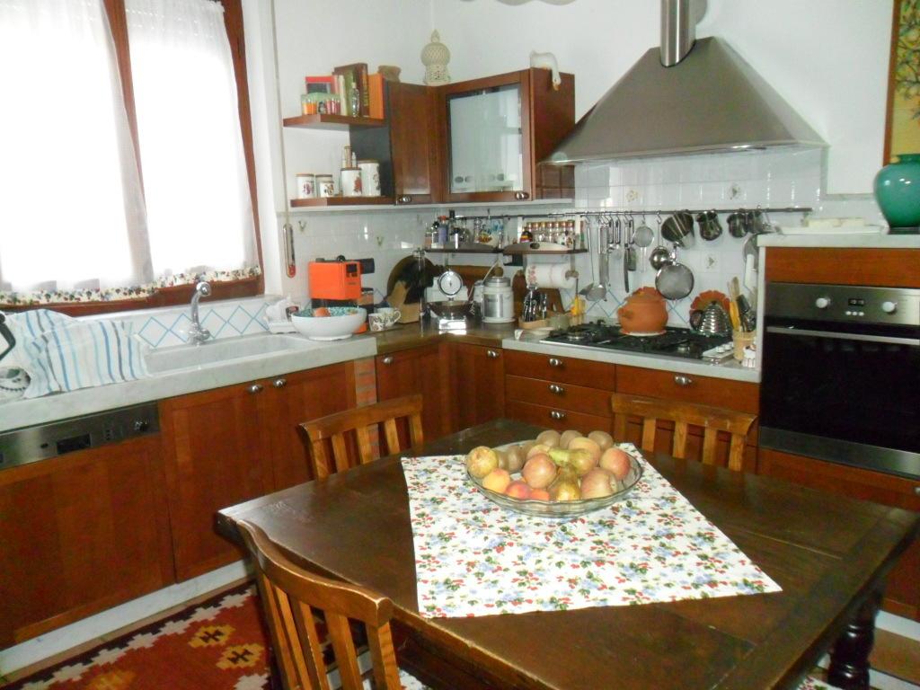 Vendita Quadrivani, Sarzana foto