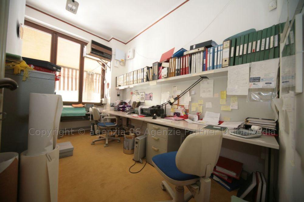 Vendita Pentavani, La Spezia foto