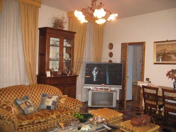 Venta Esavani, Siena foto