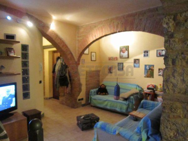 Vendita Esavani, Asciano foto