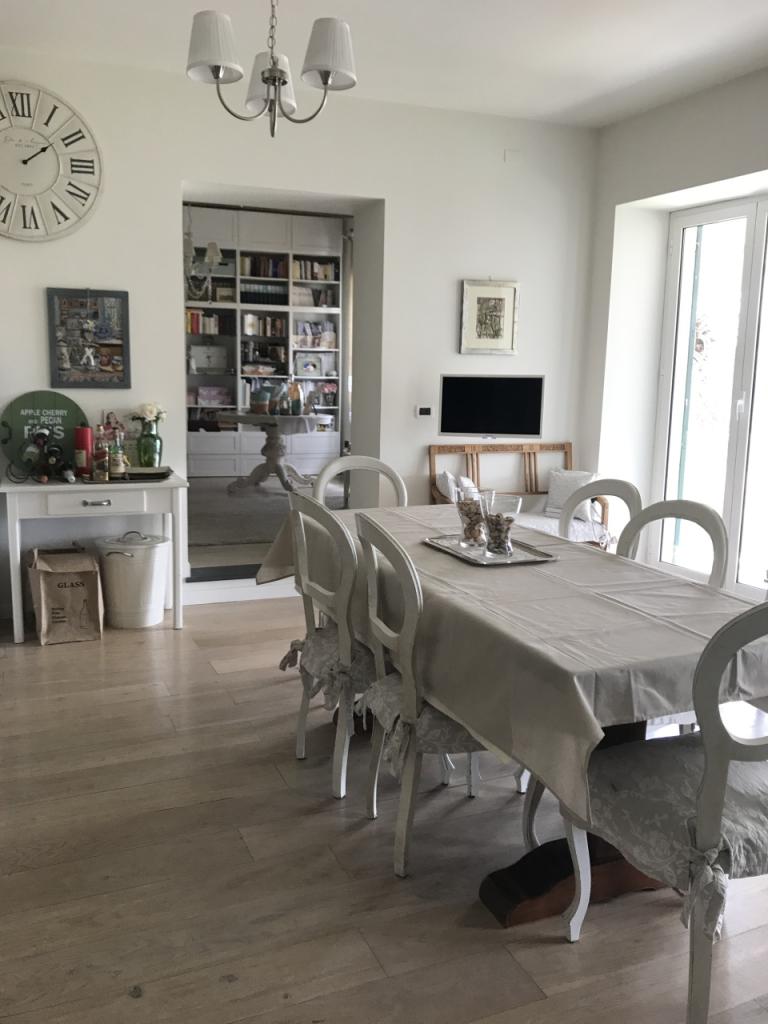 Vendita Esavani, La Spezia foto