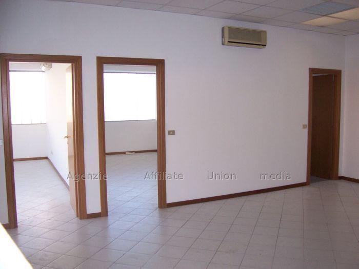 Vendita Pentavani, Sarzana foto