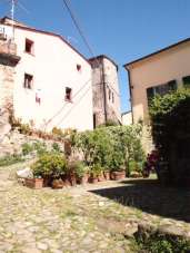 Vendita Trivani, Luni