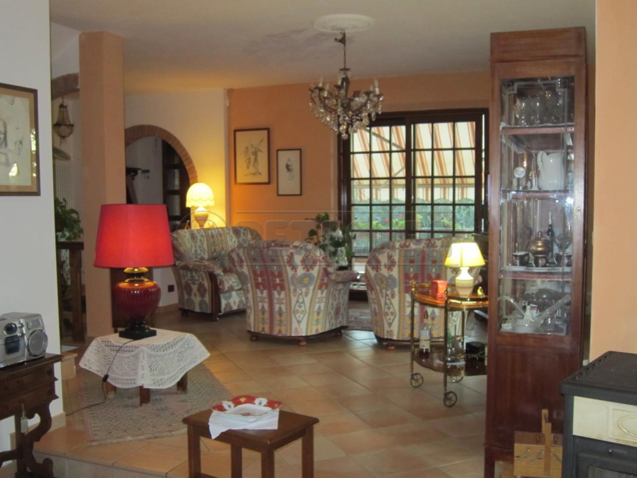 Vendita Eptavani, Asciano foto