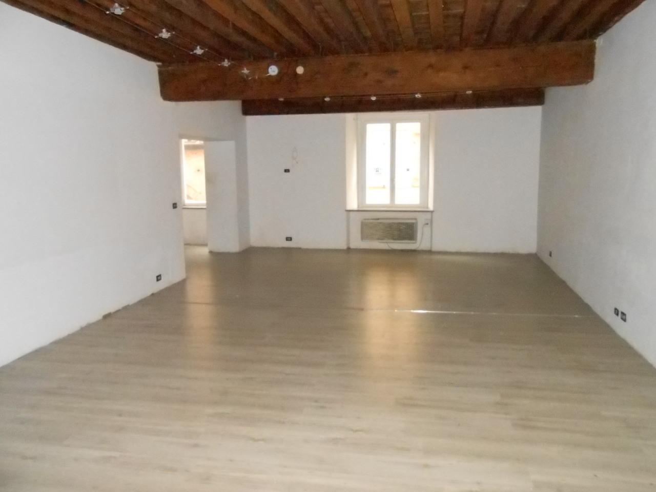 Vendita Monovano, Lucca foto