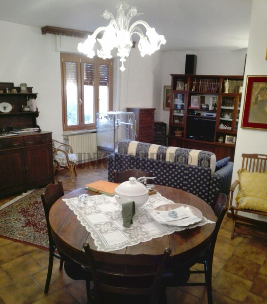 Vendita Quadrivani, Luni foto