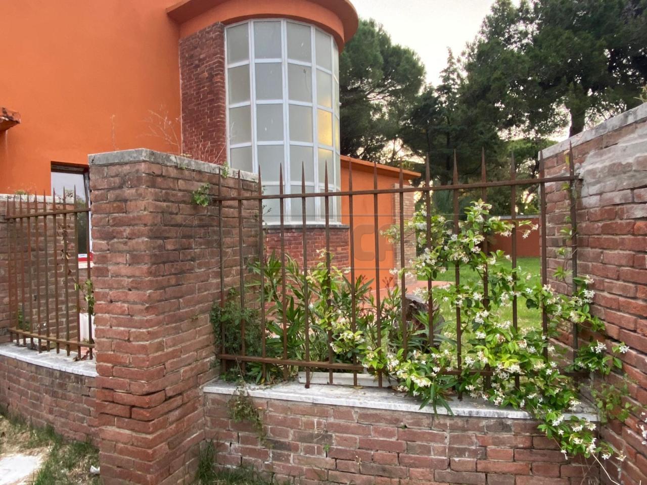Vendita Quadrivani, Pisa foto