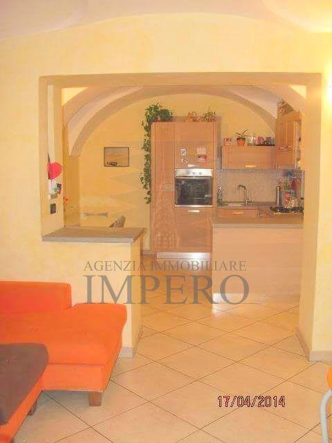 Venta Cuatro habitaciones, Ventimiglia foto