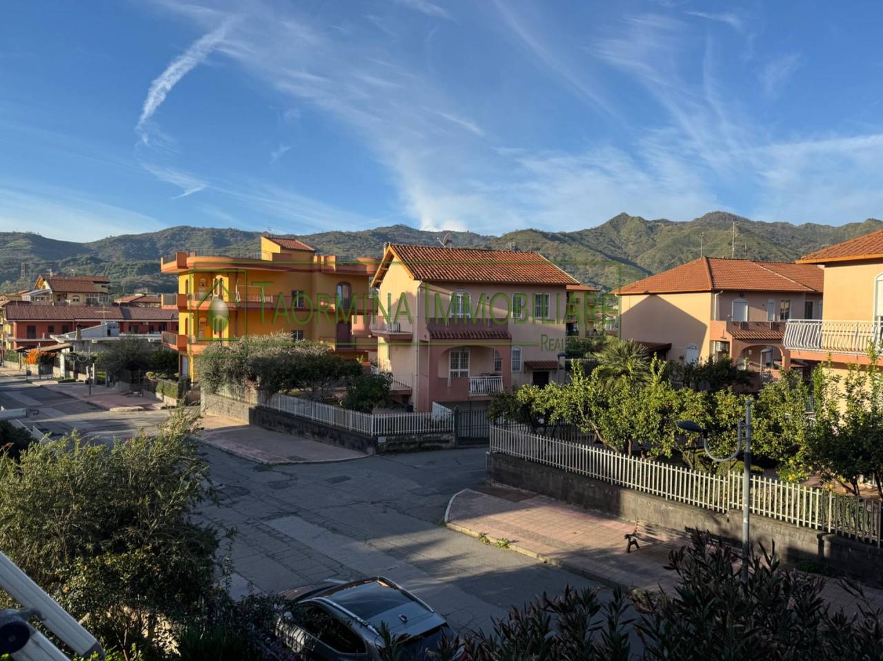 Vendita Appartamento, Gaggi foto
