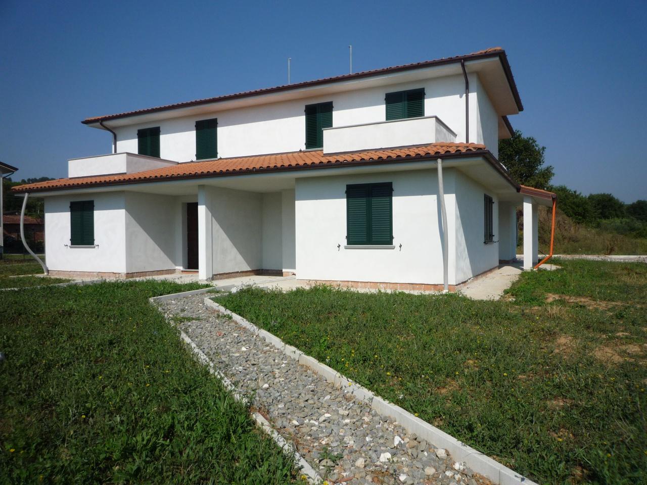 Venta Villa, Montecarlo foto