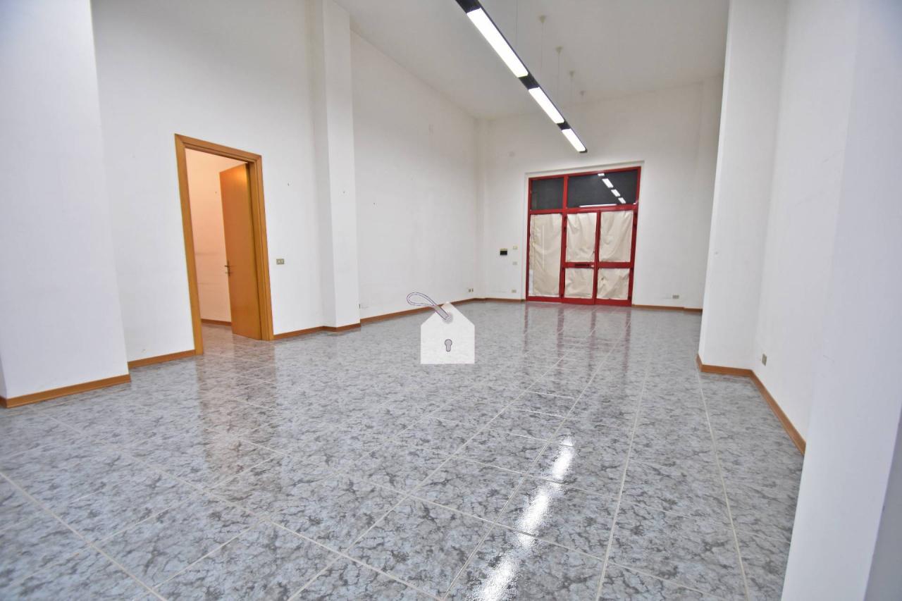 Vendita Locale commerciale, Macerata Vendita Locale commerciale, Macerata foto