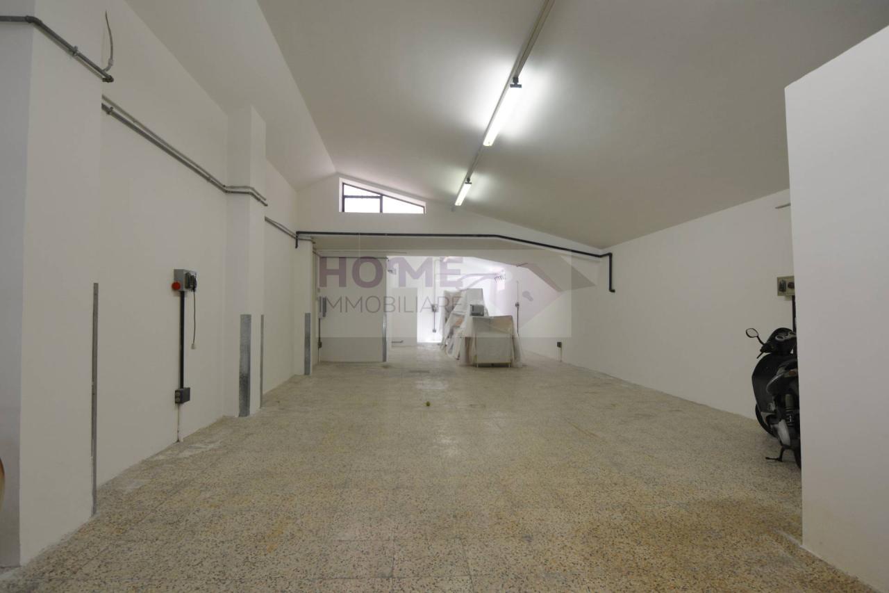 Renta Box, Macerata foto