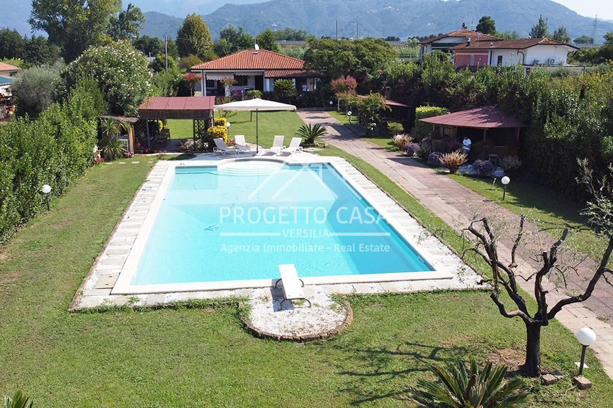 Venta Casa indipendente, Camaiore foto
