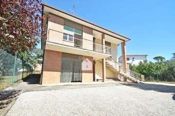 Vendita Casa indipendente, Montecassiano Vendita Casa indipendente, Montecassiano