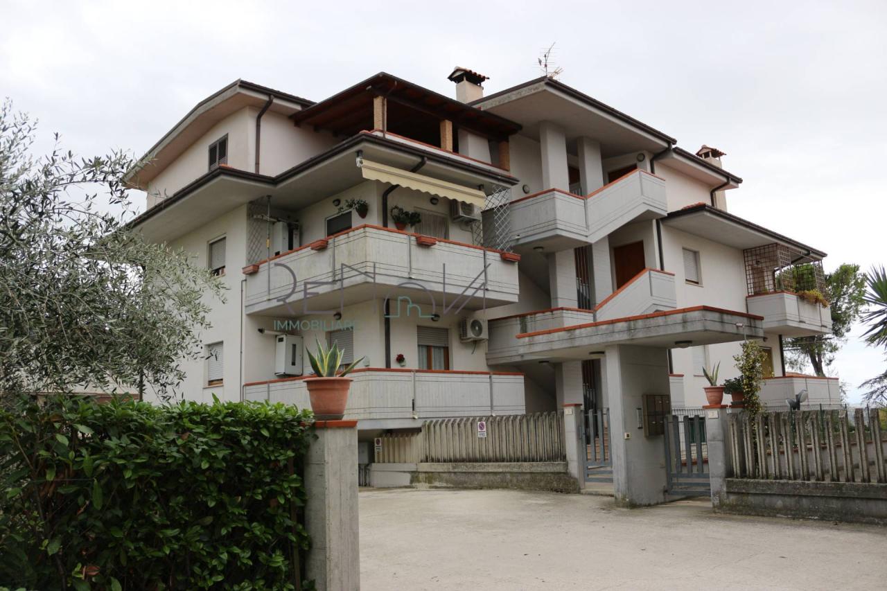 Vendita Appartamento, Torano Nuovo foto