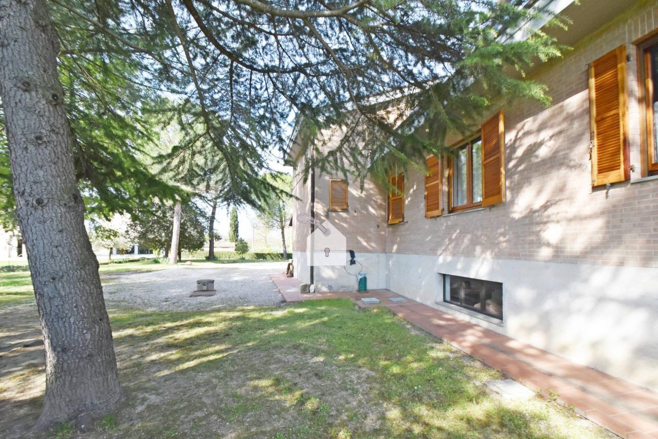 Vendita Casa indipendente, Macerata foto