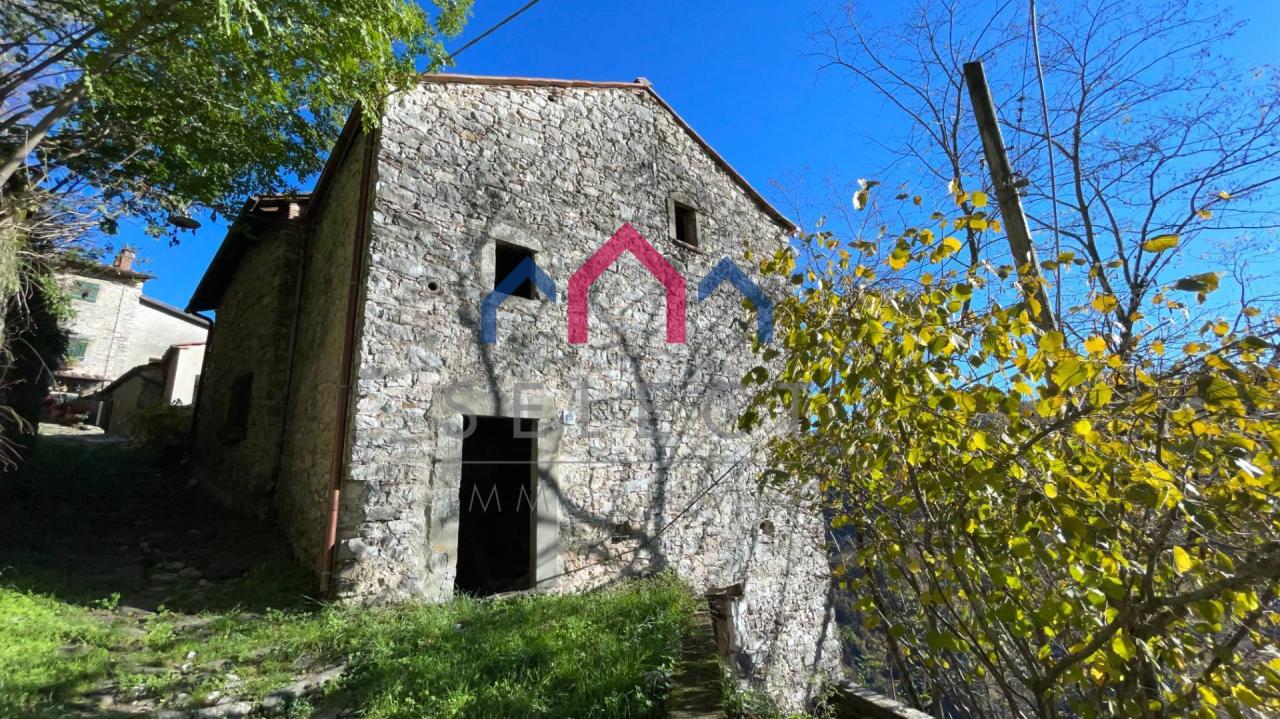 Vendita Casa indipendente, Bagni di Lucca foto