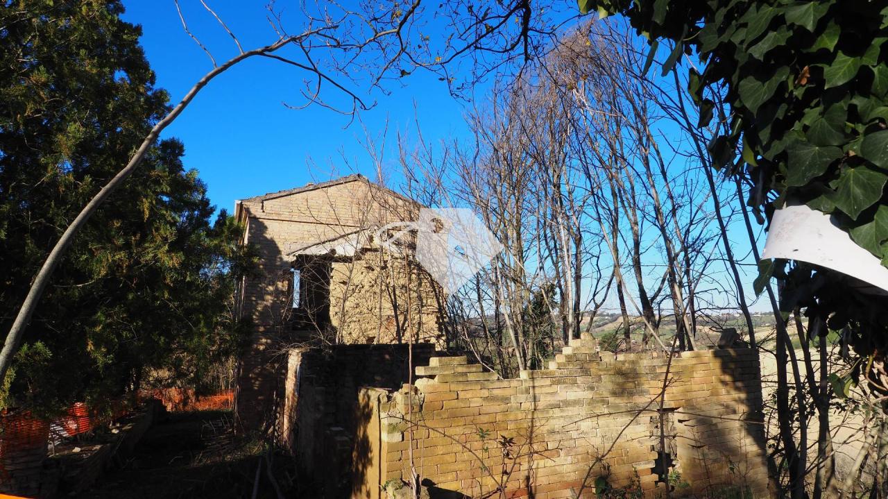 Vendita Rustico, Mogliano foto