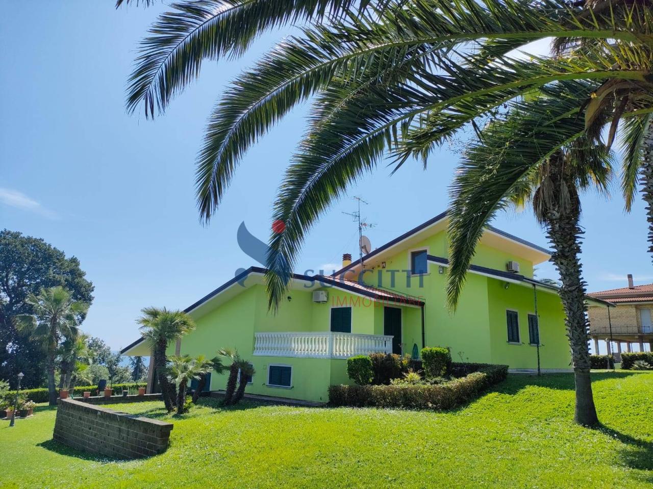 Venta Villa, Martinsicuro foto