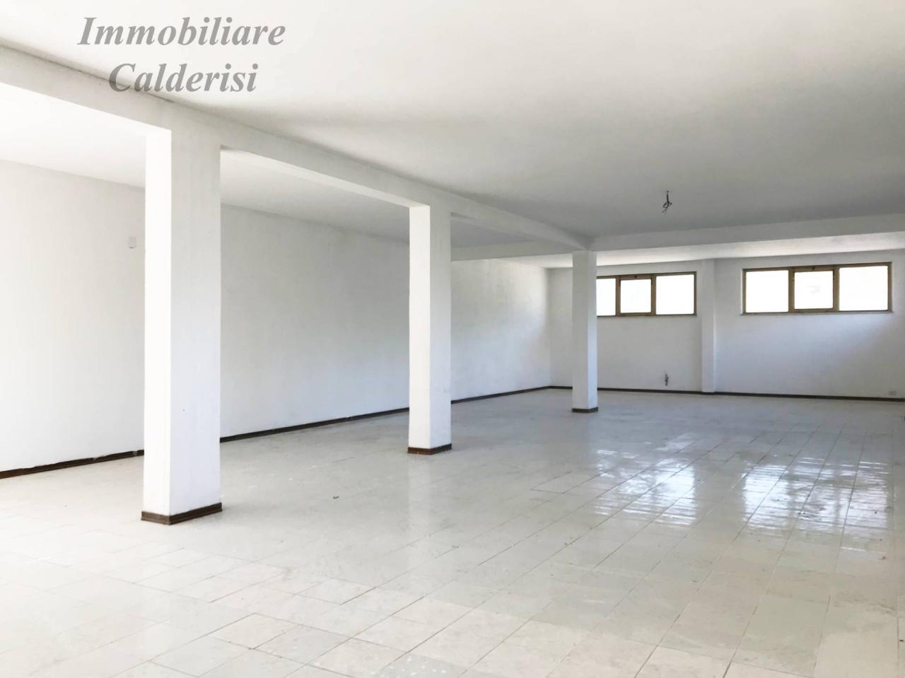 Vendita Magazzino, Monsampolo del Tronto Vendita Magazzino, Monsampolo del Tronto foto