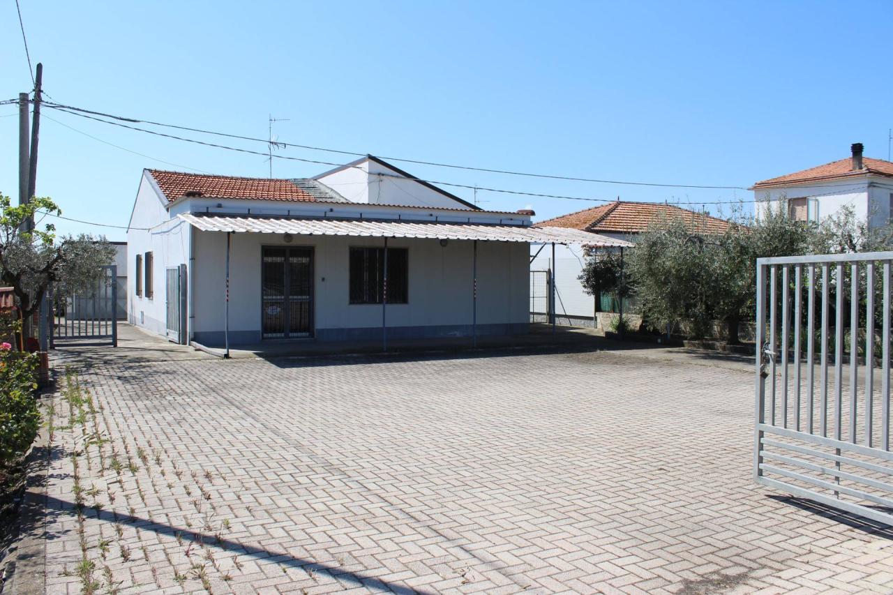 Vendita Casa indipendente, Vasto foto