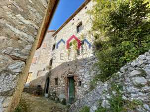 Vendita Casa indipendente, Bagni di Lucca Vendita Casa indipendente, Bagni di Lucca