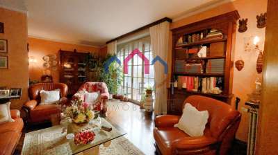 Vendita Villa, Bagni di Lucca Vendita Villa, Bagni di Lucca