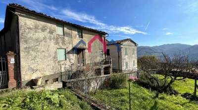 Vendita Casa indipendente, Borgo a Mozzano Vendita Casa indipendente, Borgo a Mozzano