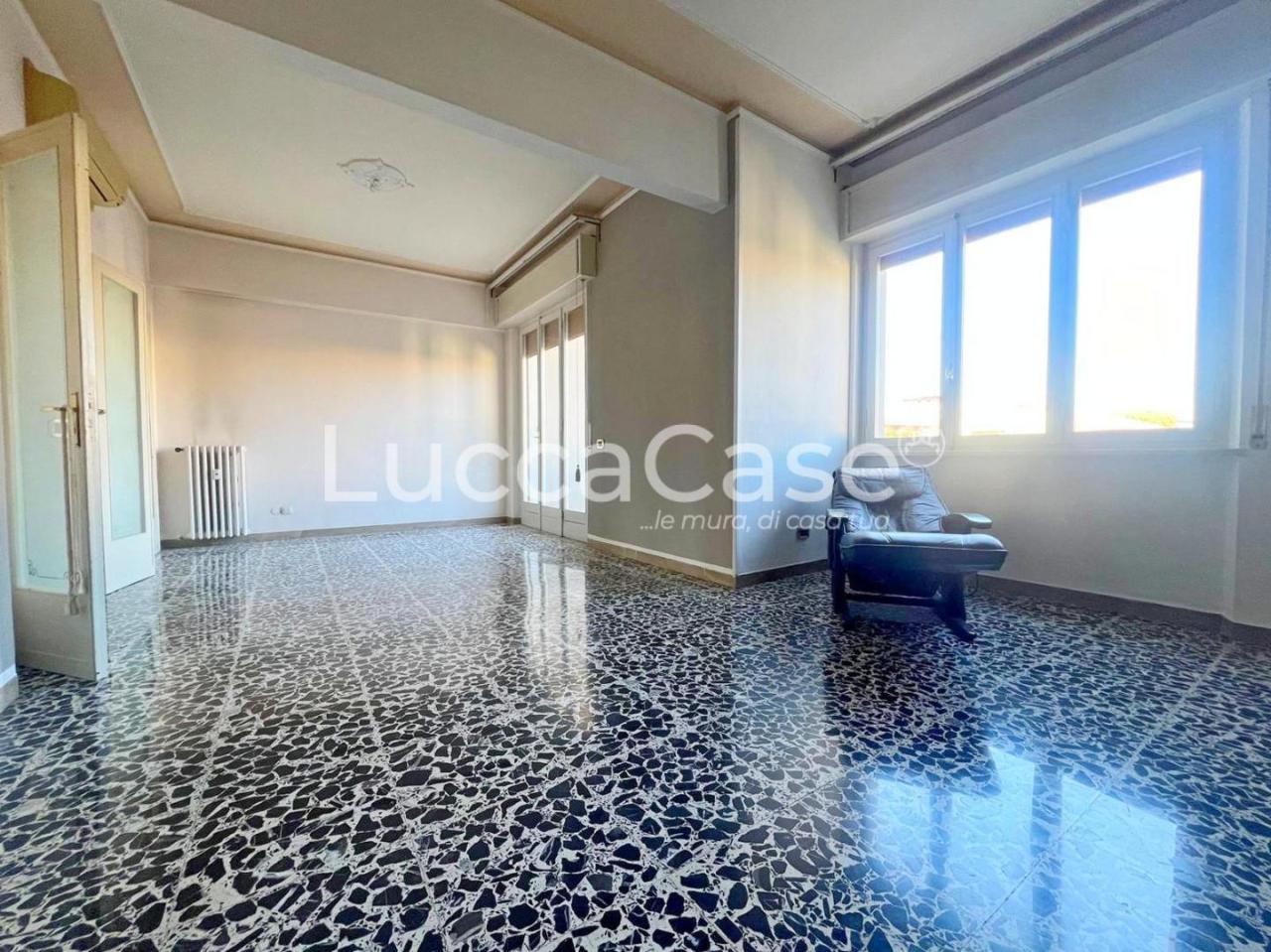 Vendita Appartamento, Lucca foto
