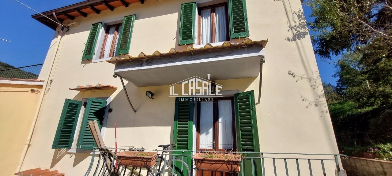 casa indipendente in vendita a Rufina in zona Casini