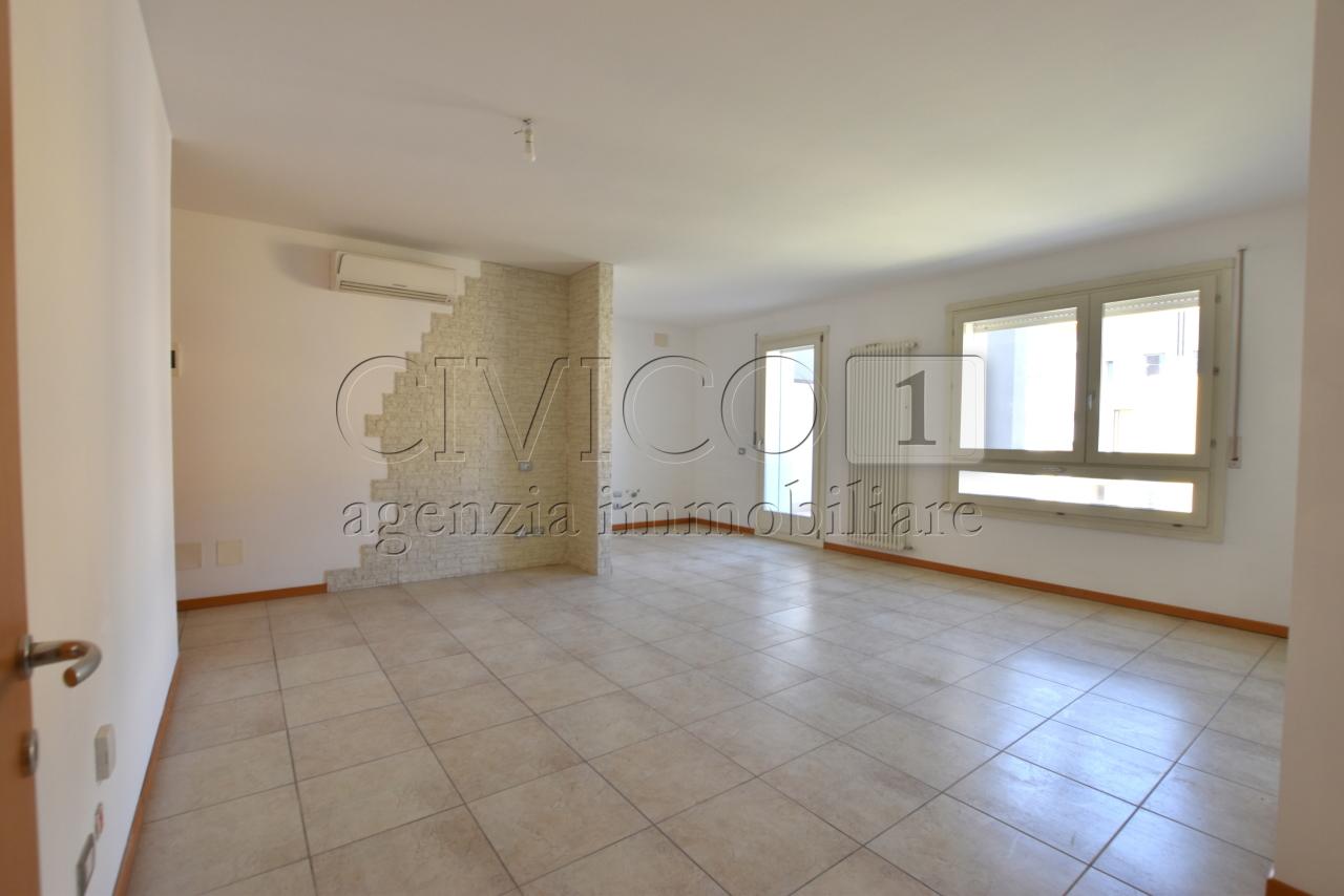 Venta Esavani, Padova foto