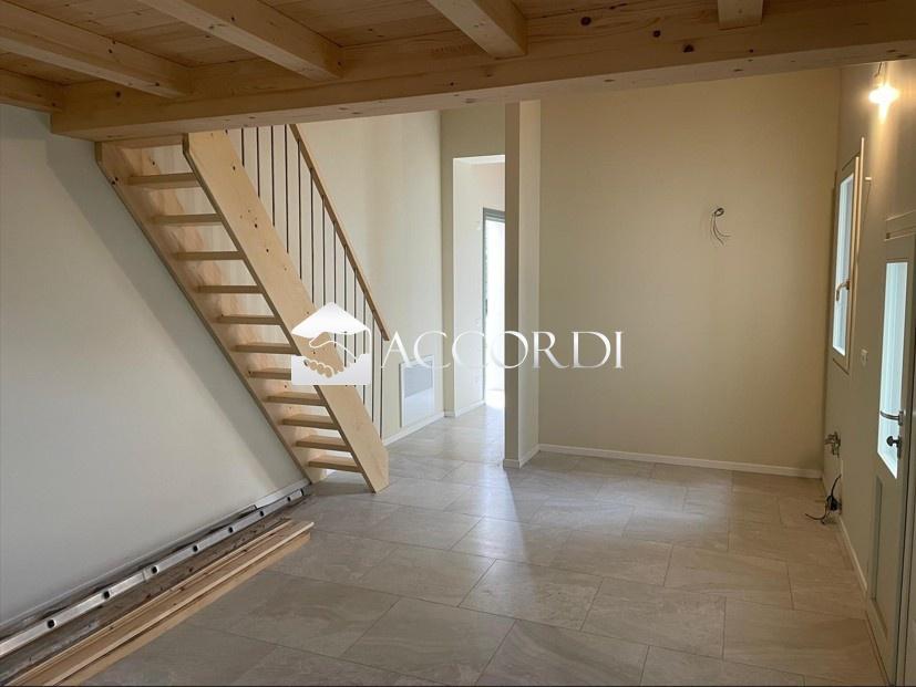 Venta Dos habitaciones, Colle Umberto foto