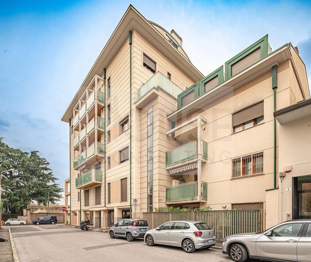 Vendita Appartamento, Lissone foto