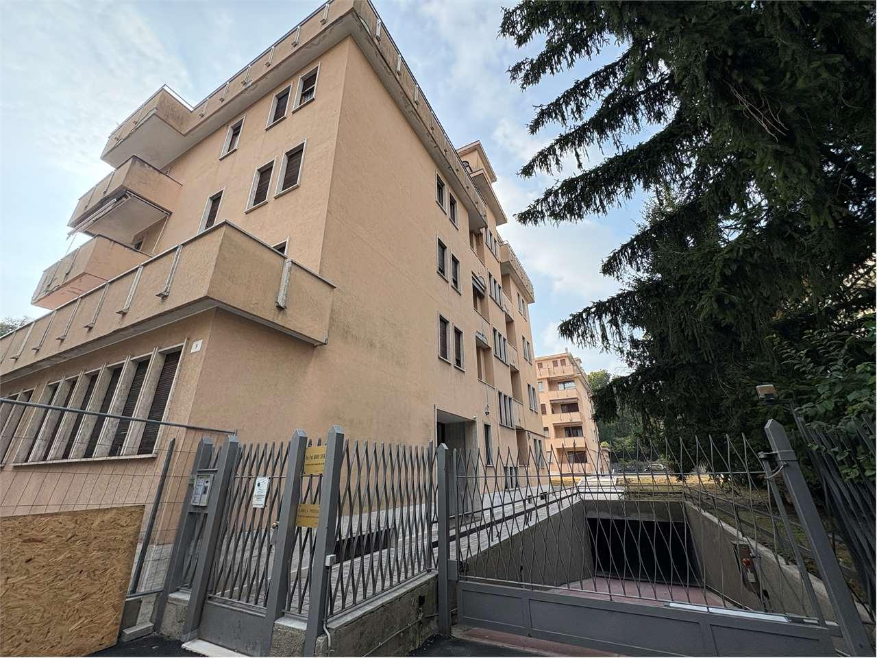 Vendita vendita, Varese foto