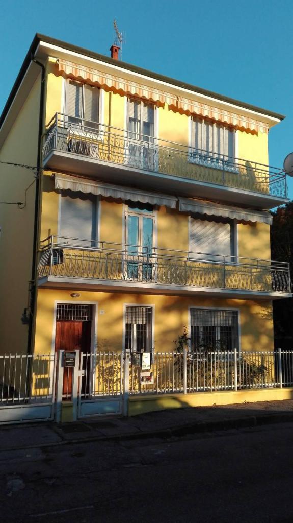 Renta Appartamento, Ferrara foto