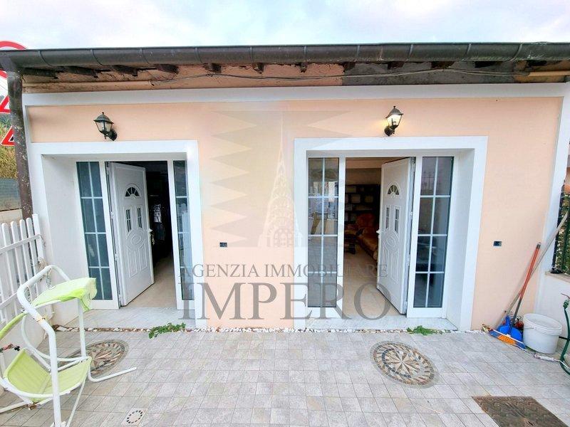 Venta Dos habitaciones, Ventimiglia foto