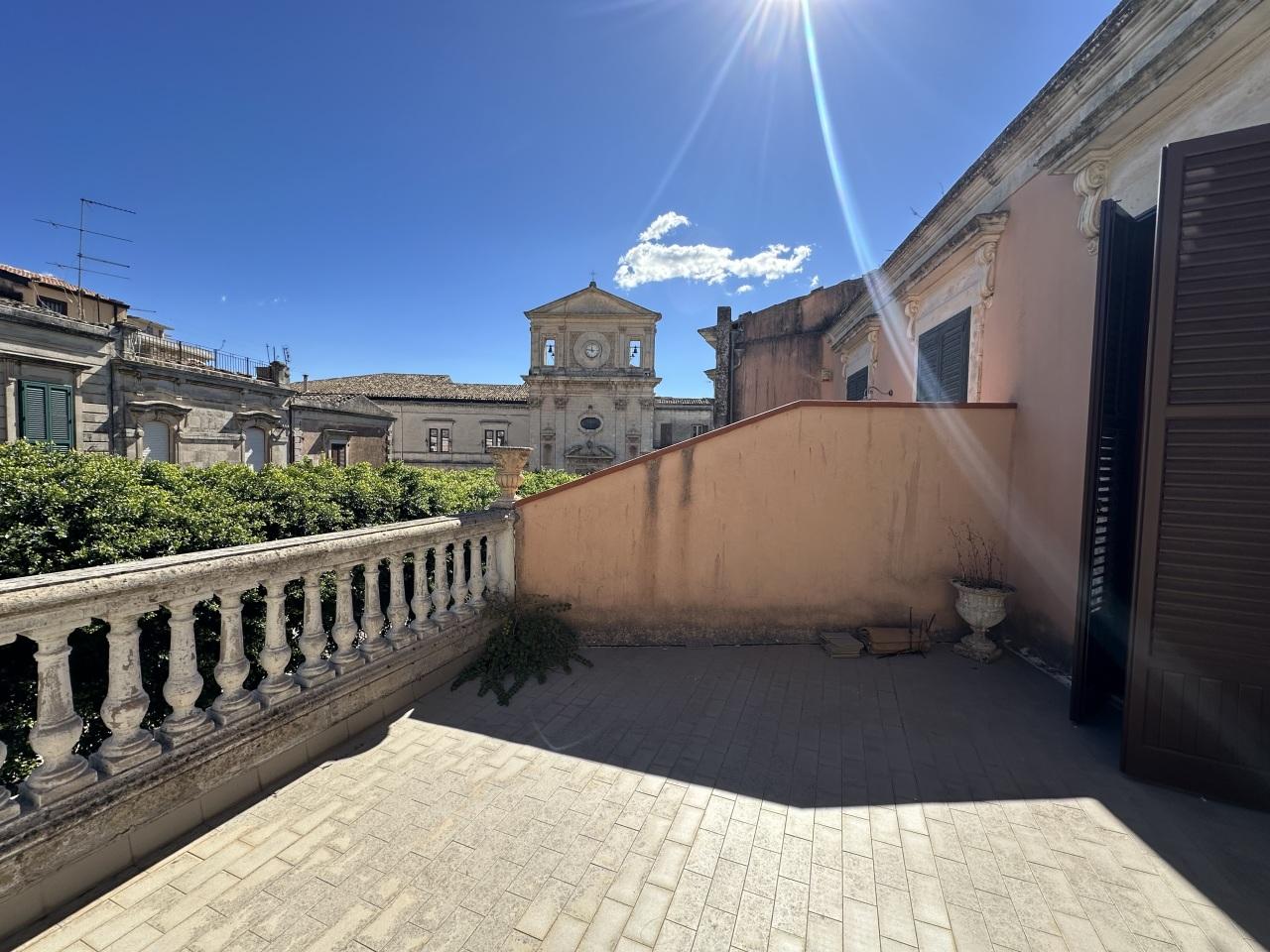 Vendita Pentavani, Modica foto