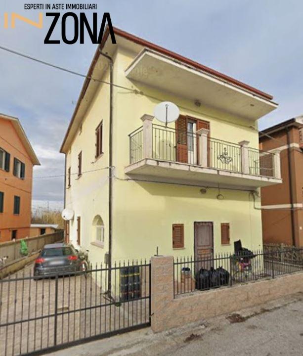Vendita Quadrivani, Giulianova foto