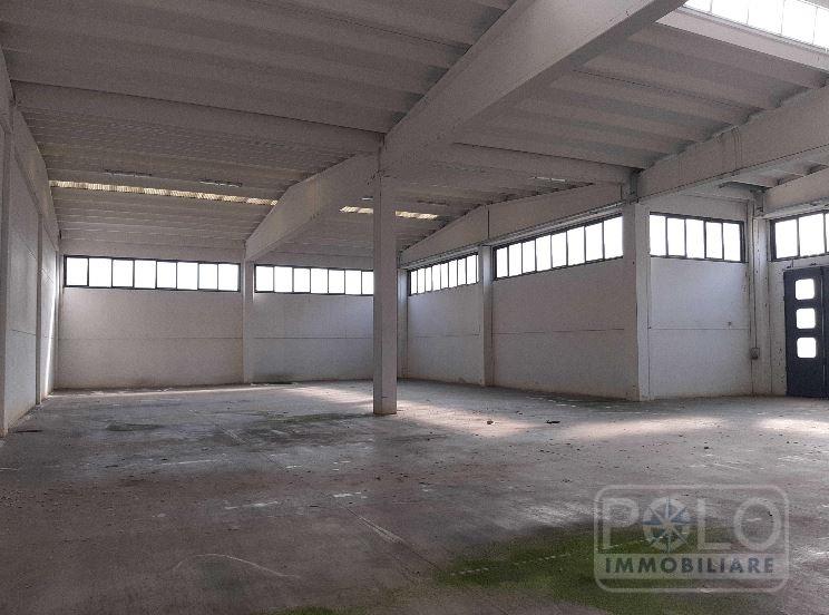 Venta Locales comerciales, Mantova foto