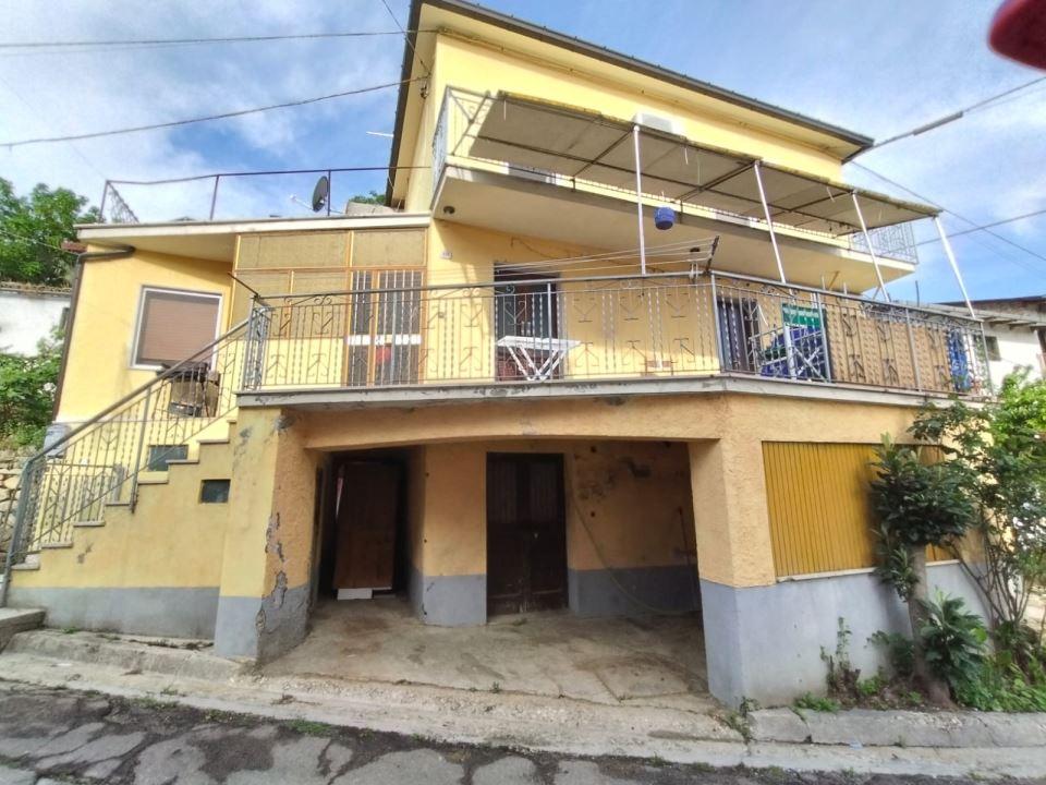 Vendita Multivani, Roccamontepiano foto
