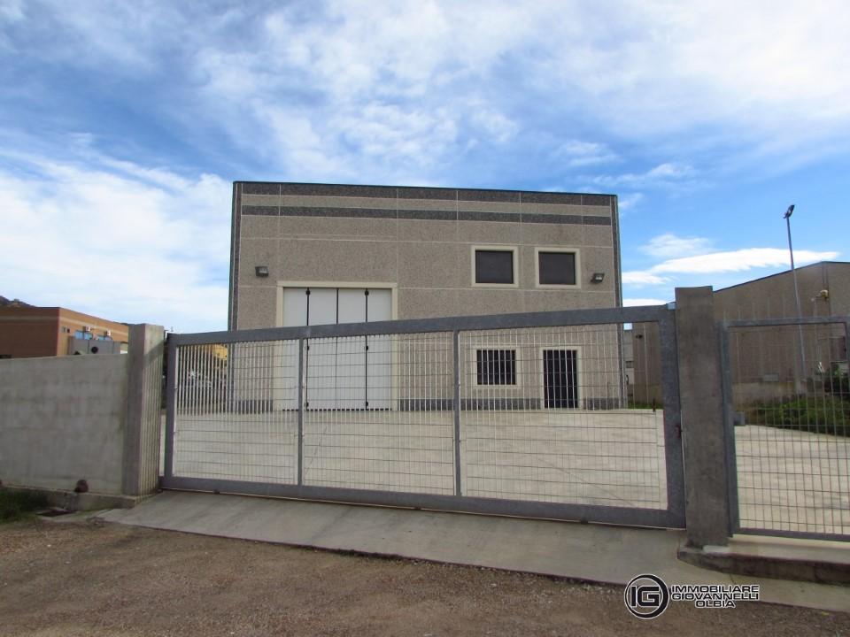 Venta Dos habitaciones, Olbia foto