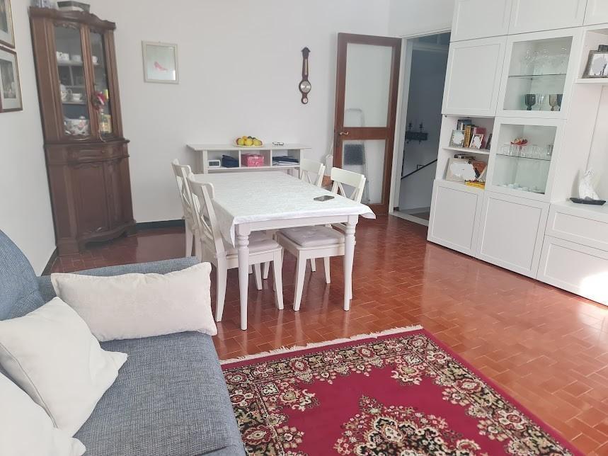 Vendita Esavani, Carrara foto