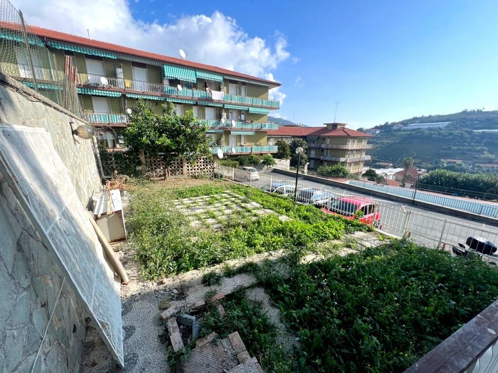 Vendita Bivani, Santo Stefano al Mare foto