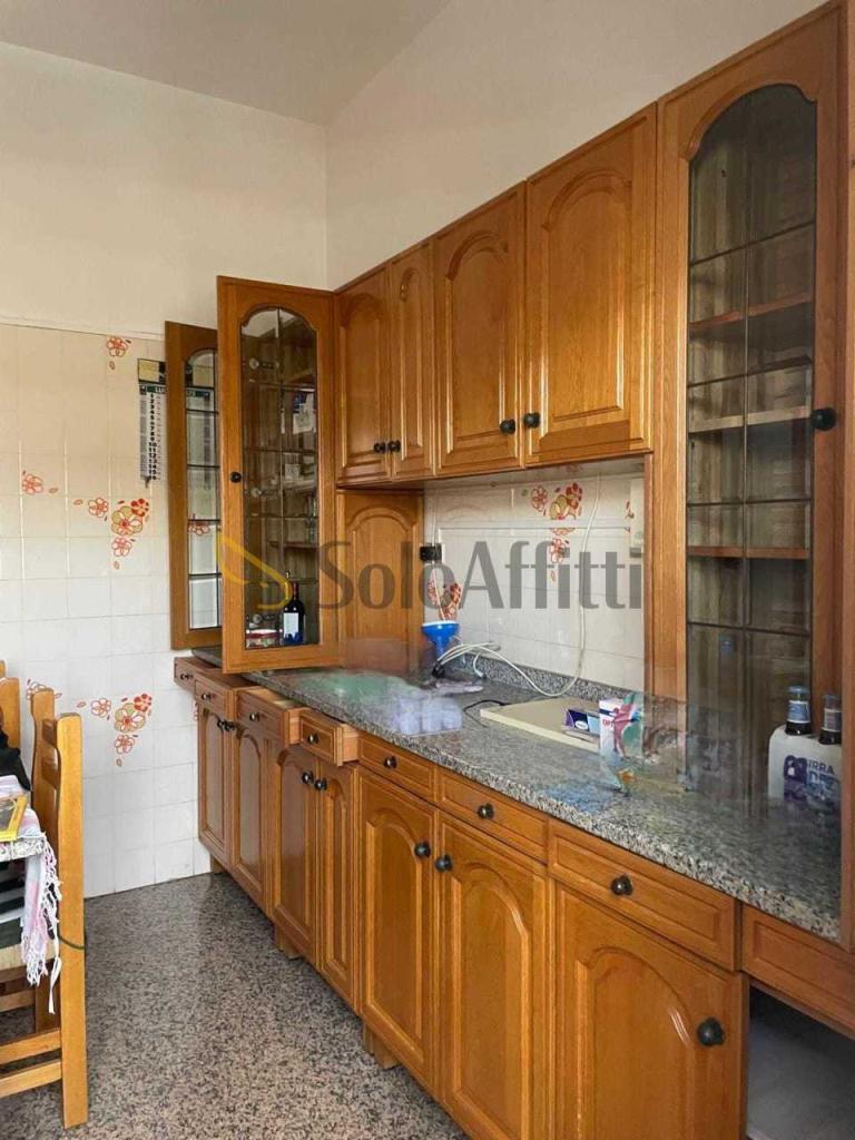Renta Cuatro habitaciones foto