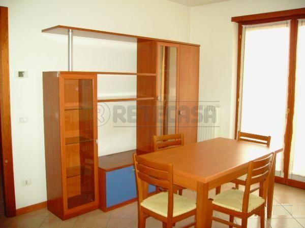 Renta Dos habitaciones, Montecchio Maggiore foto