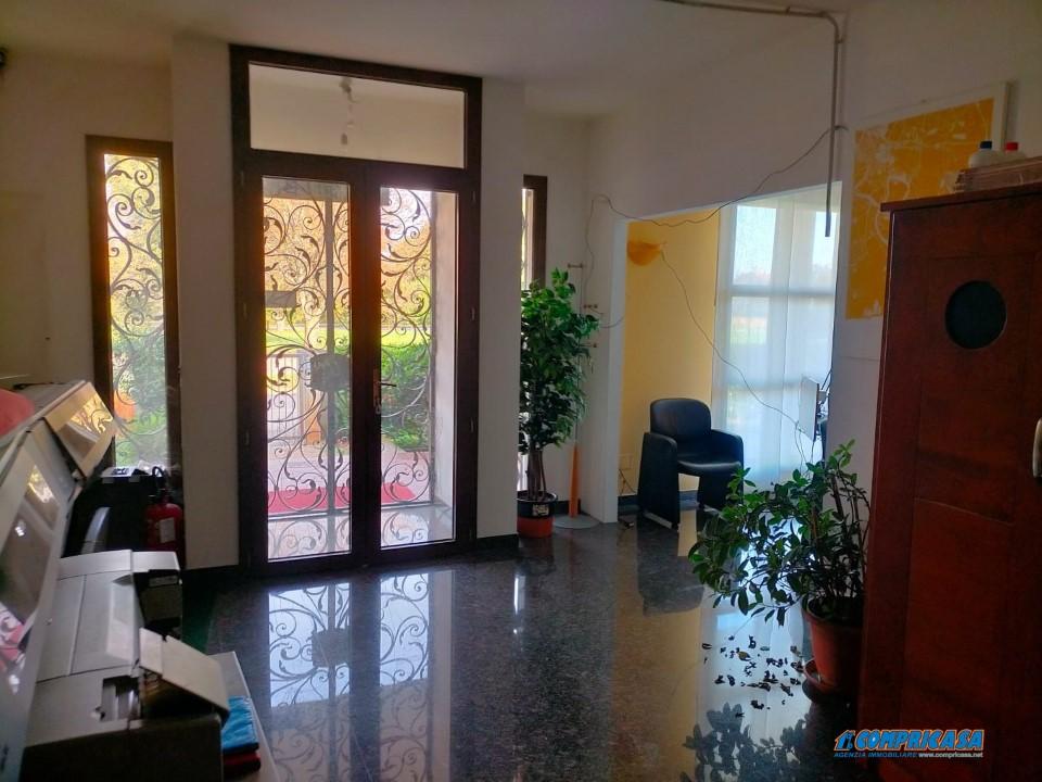 Venta Multivani, Ponso foto
