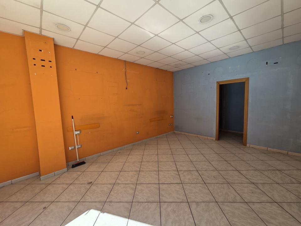 Renta Roomed, Casoria foto
